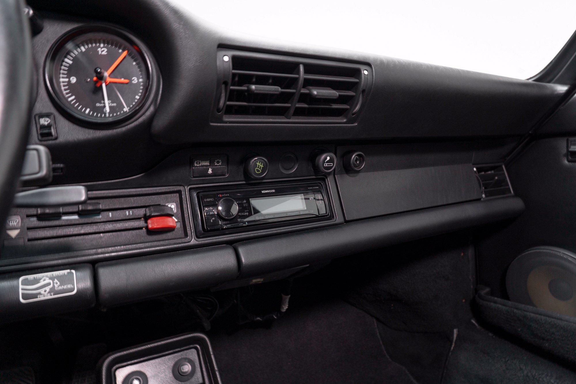 Used 1987 Porsche 911 Carrera RWD image 20
