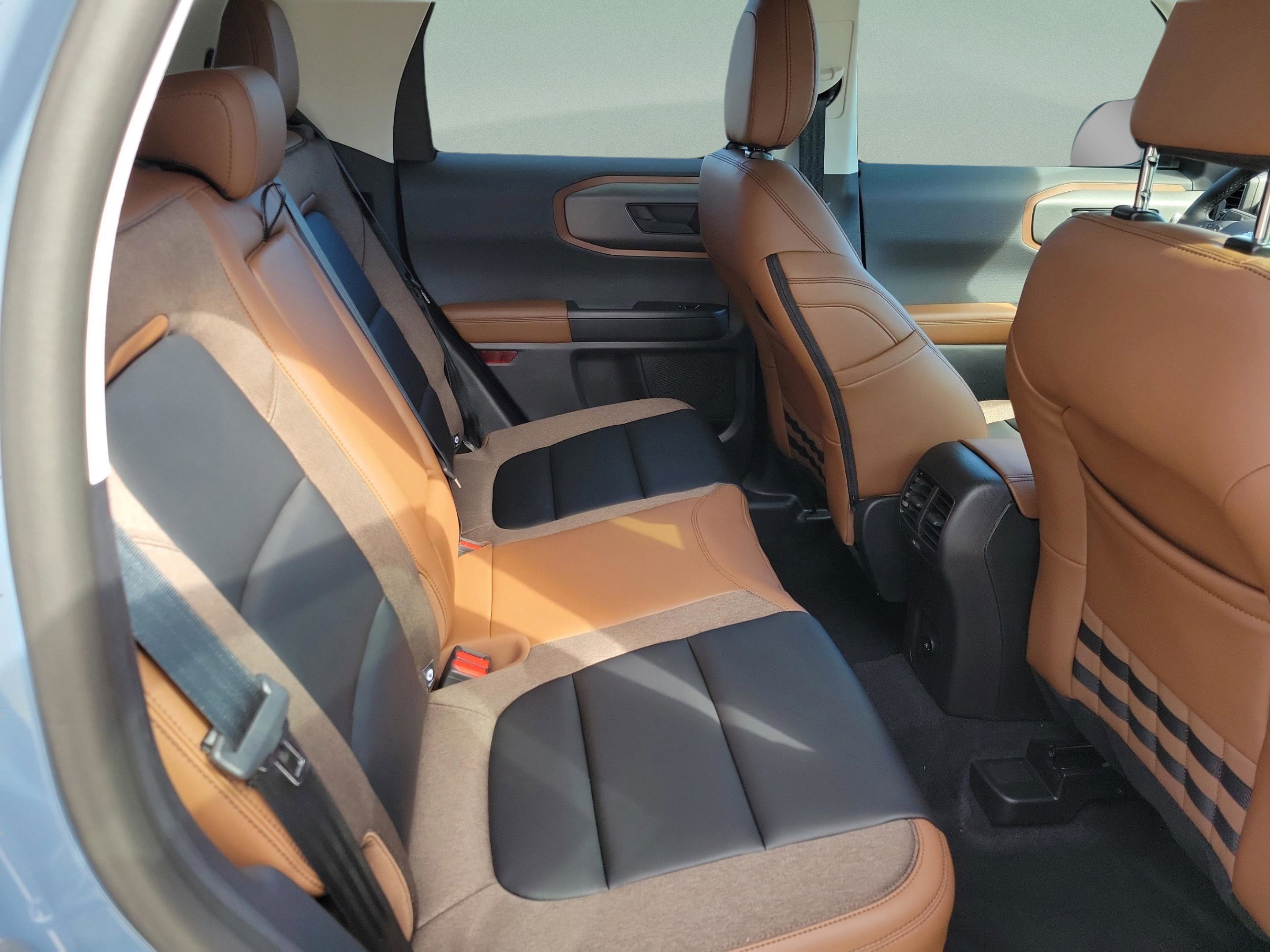 New 2025 Ford Bronco Sport Outer Banks w/ Outer Banks Tech Package+ AWD/4WD image 11
