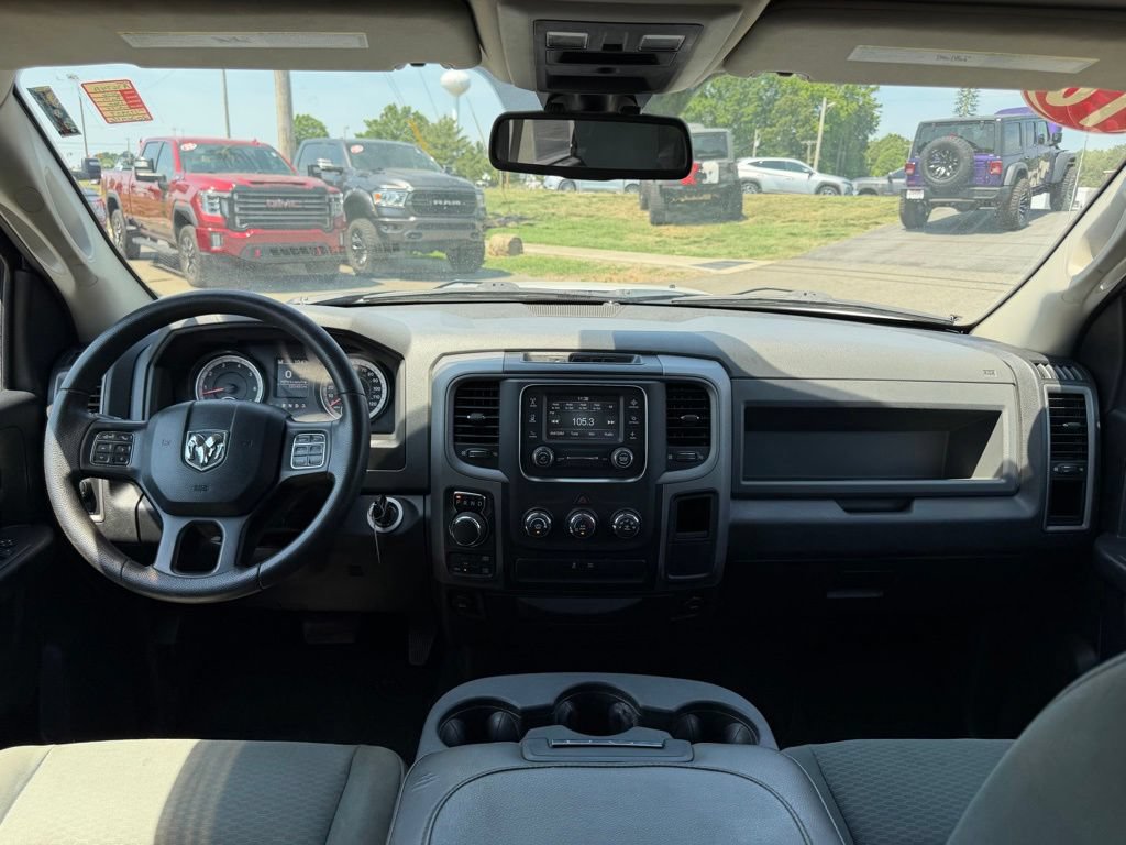 Used 2016 RAM 1500 Express w/ Popular Equipment Group AWD/4WD image 38