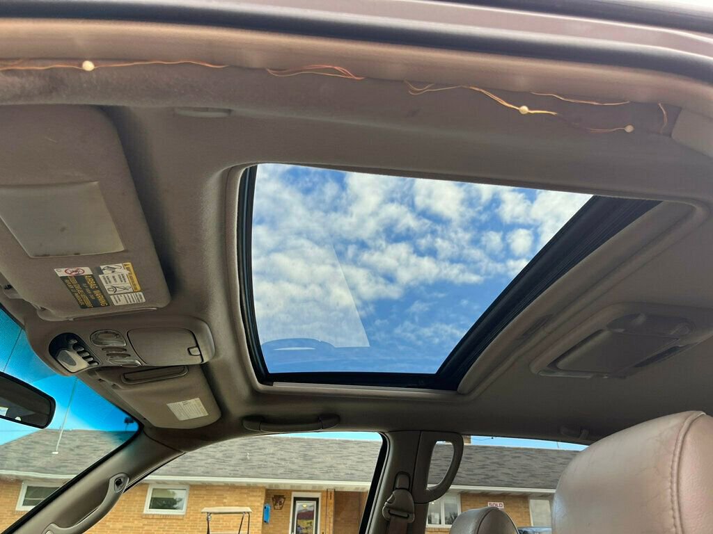 Used 2005 Toyota Tundra Limited w/ All Weather Guard Pkg image 24