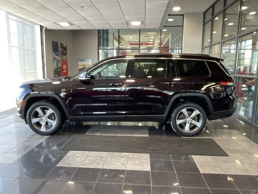 Used 2022 Jeep Grand Cherokee L Limited w/ Luxury Tech Group II image 4