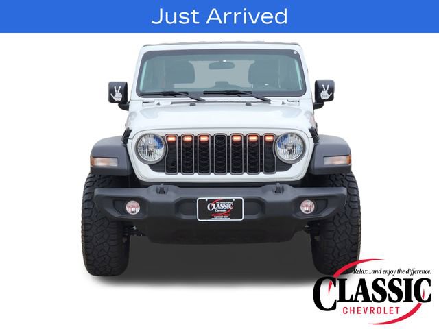 Used 2025 Jeep Wrangler Sport AWD/4WD image 13