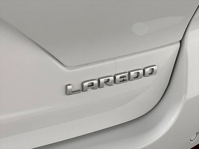 Certified 2025 Jeep Grand Cherokee Laredo w/ MOPAR Finishing Package AWD/4WD image 24