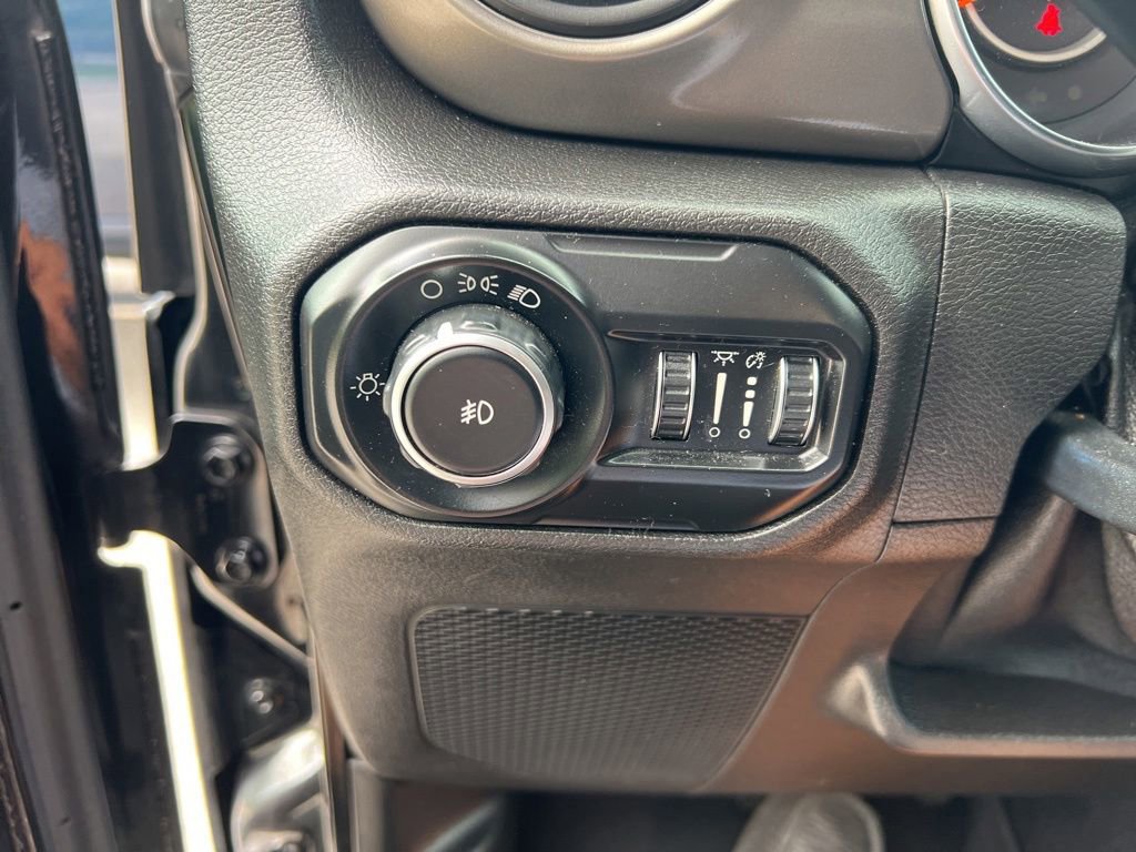 Certified 2018 Jeep Wrangler Sport AWD/4WD image 53