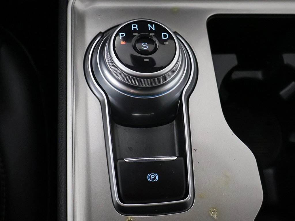 Used 2024 Ford Edge SEL image 45