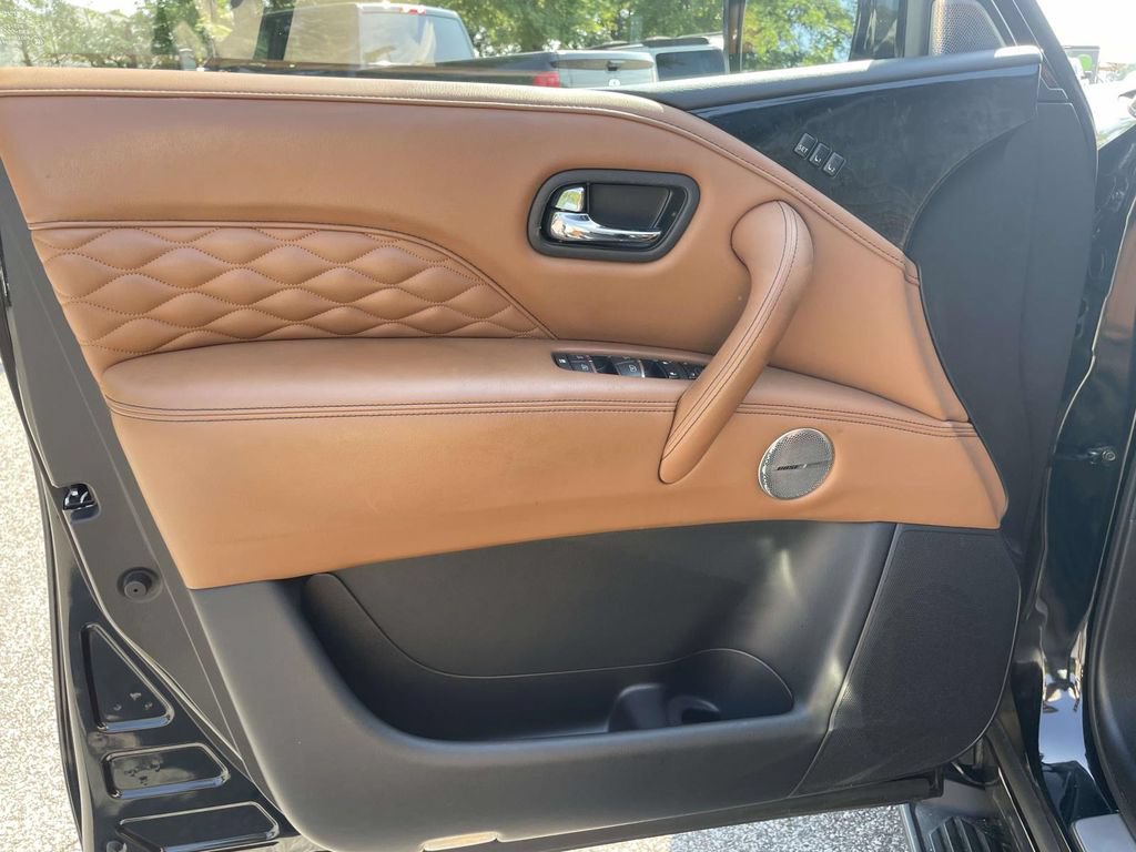 Used 2024 INFINITI QX80 Sensory w/ Cargo Package AWD/4WD image 15