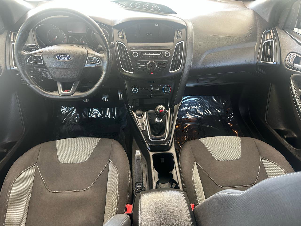 Used 2018 Ford Focus ST image 27