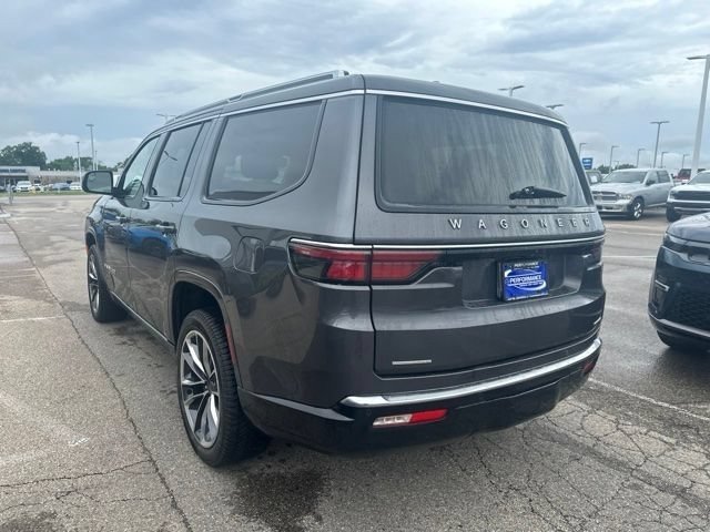Used 2022 Jeep Wagoneer Series III w/ Premium Group I AWD/4WD image 9
