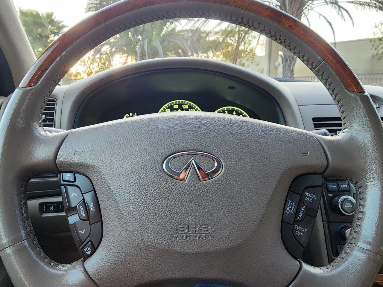 Used 2004 INFINITI I35 Base 4dr Sedan FWD image 24