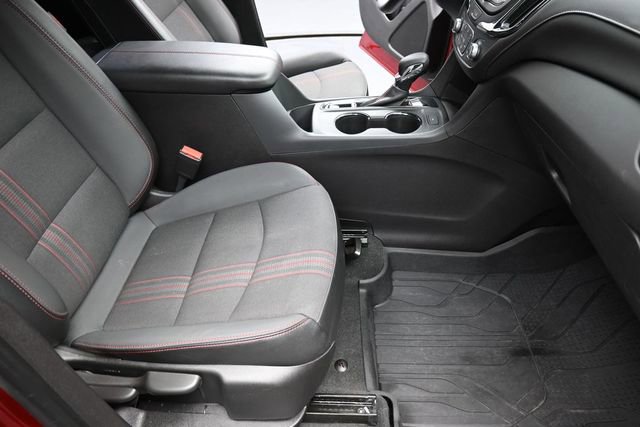 Used 2024 Chevrolet Equinox RS FWD image 27