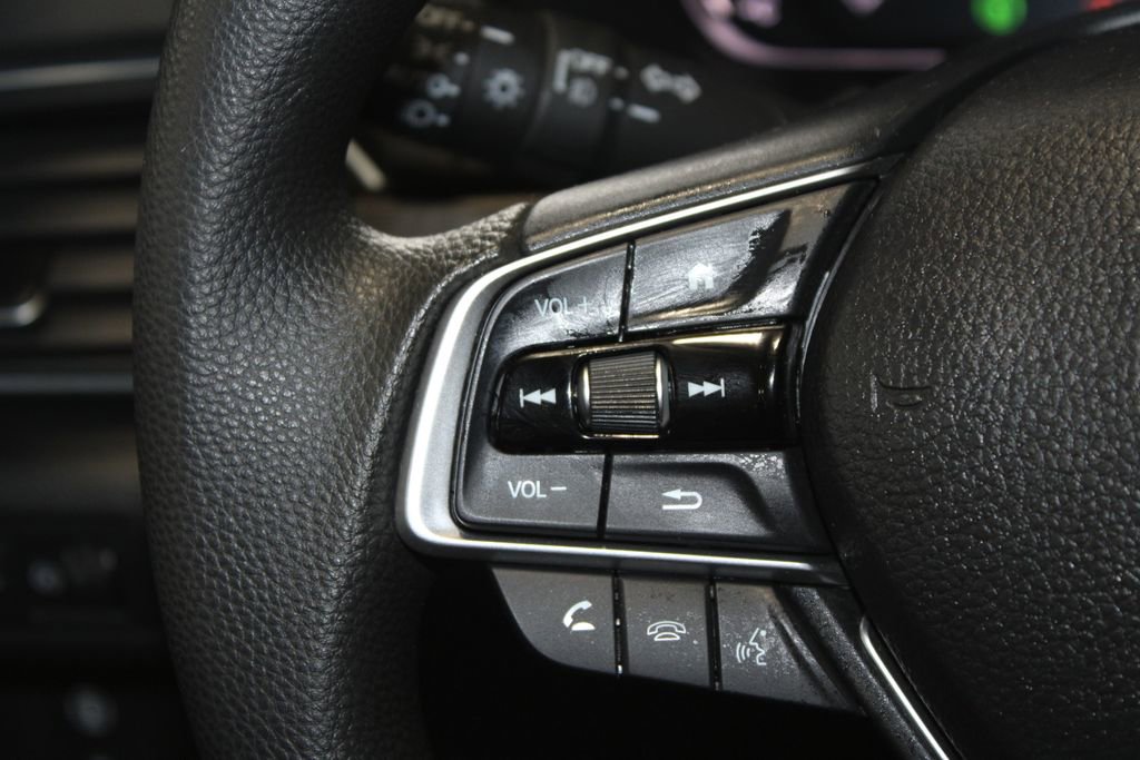 Used 2020 Honda Accord EX image 21
