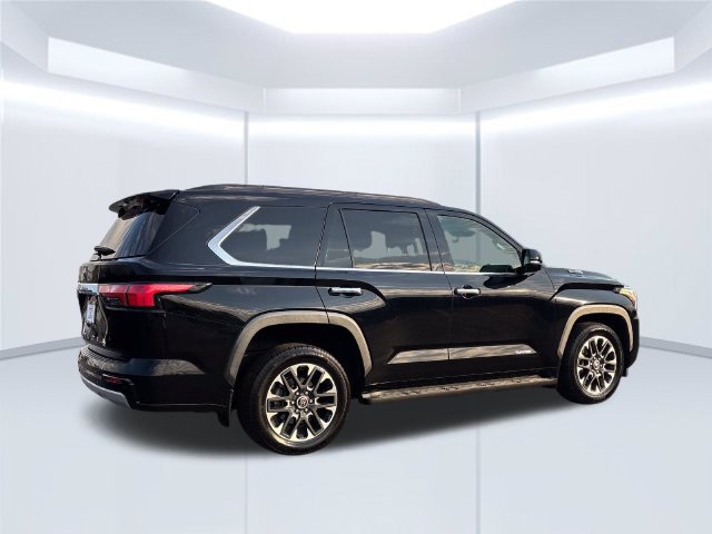 Certified 2023 Toyota Sequoia Limited AWD/4WD image 5