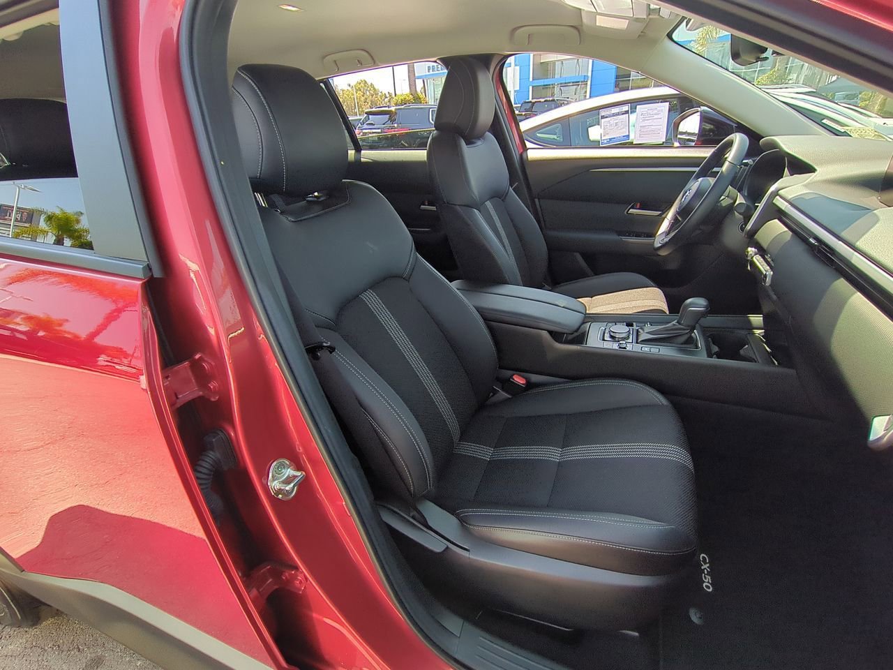 Used 2025 MAZDA CX-50 2.5 Hybrid w/ Preferred Pkg AWD/4WD image 27