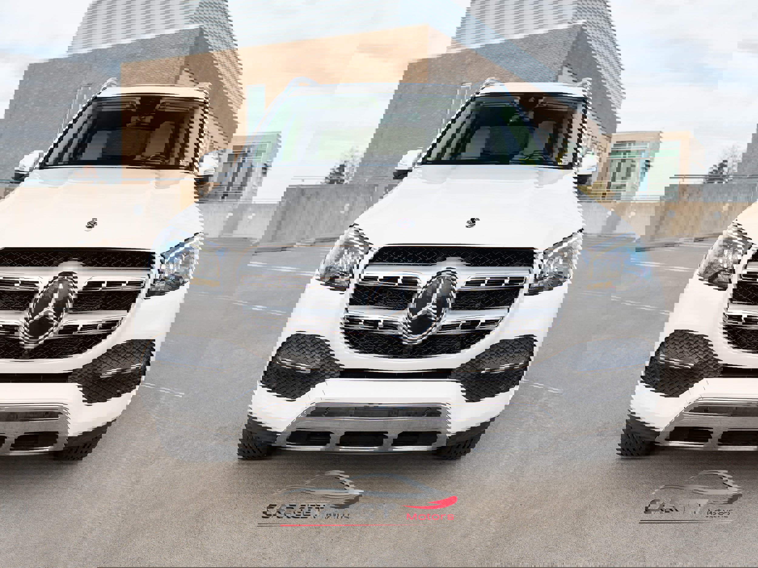 Used 2021 Mercedes-Benz GLS 450 4MATIC image 2