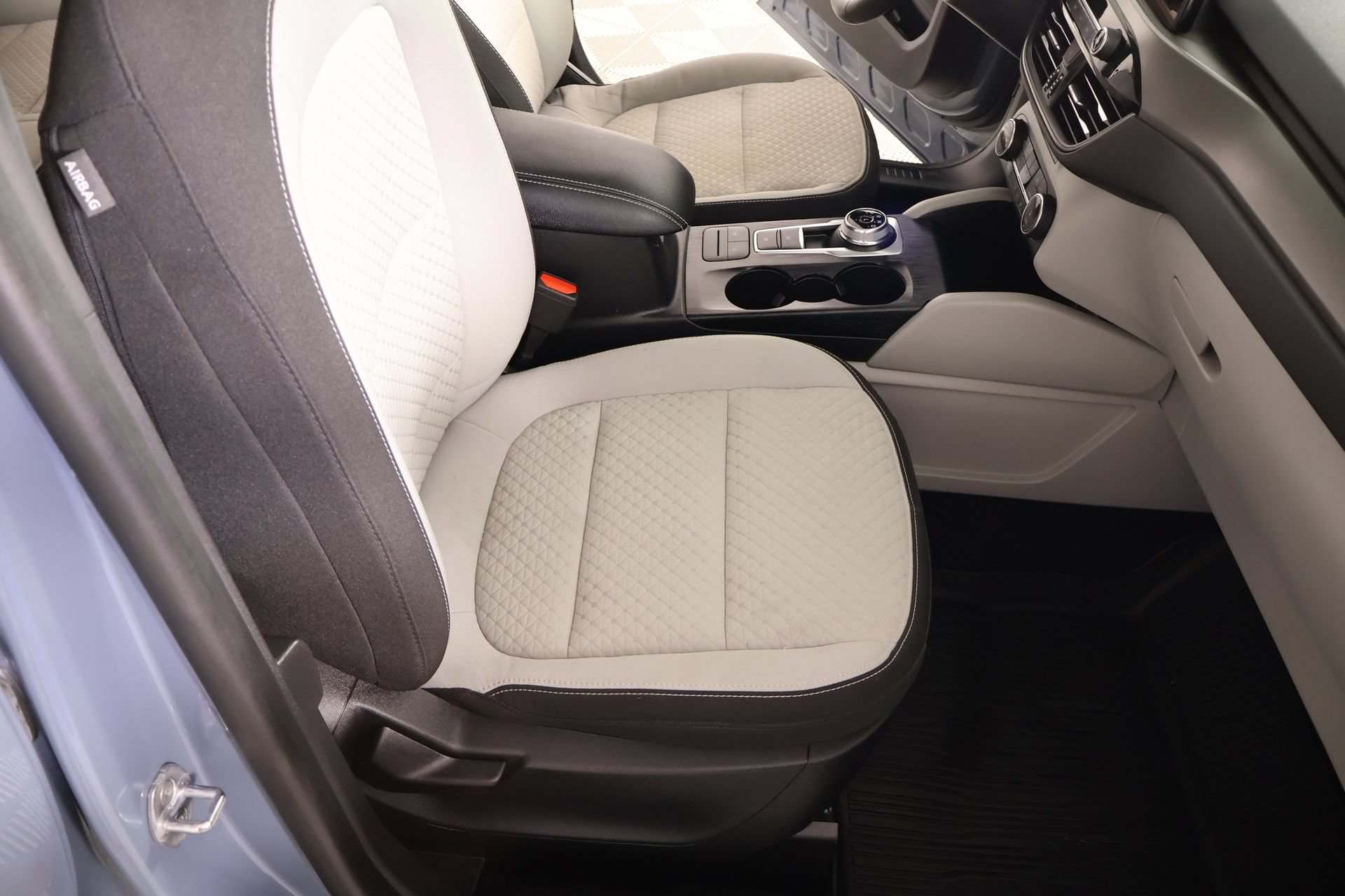 Used 2023 Ford Escape Active w/ Cold Weather Package FWD image 13
