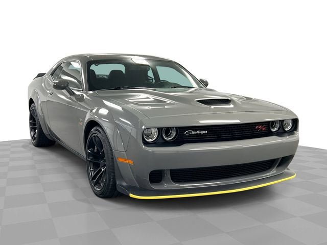 Used 2023 Dodge Challenger R/T Scat Pack RWD image 1