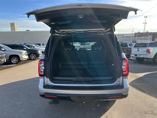 Used 2023 Ford Expedition Max Limited image 35