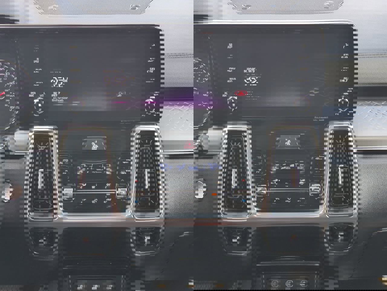 Used 2022 Kia Sorento S w/ Panoramic Sunroof Package image 16