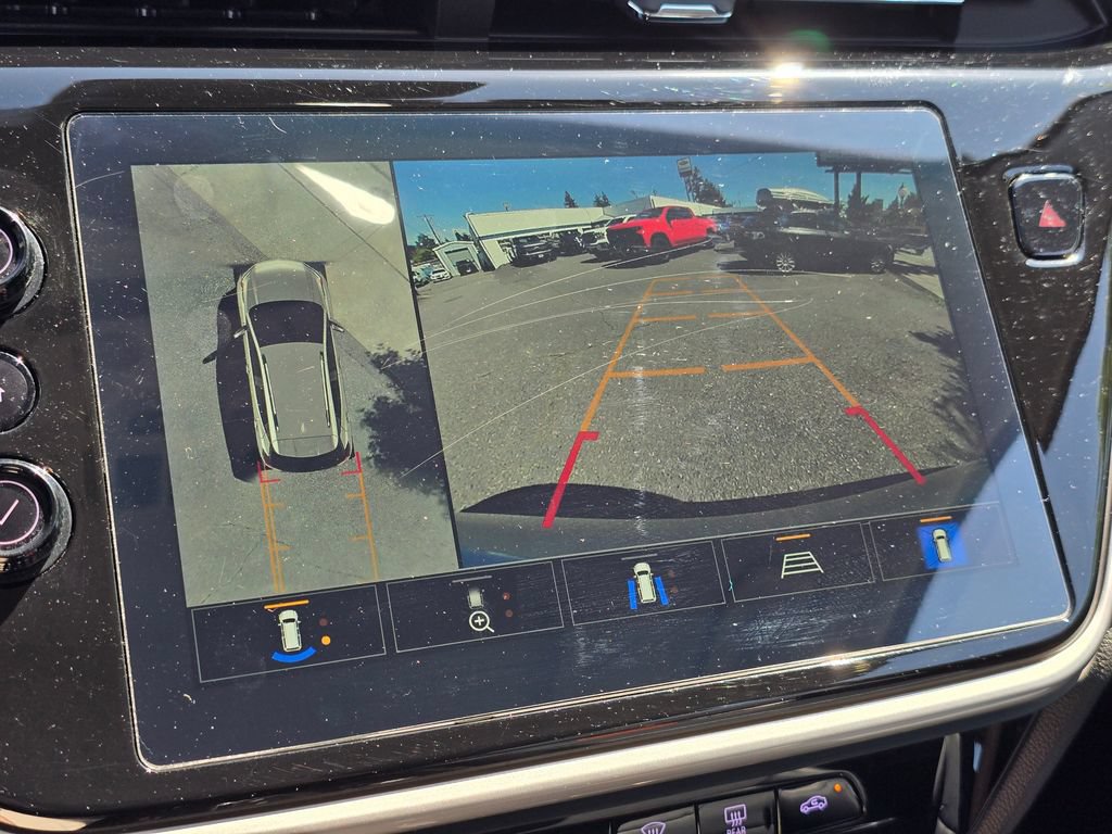 Used 2023 Chevrolet Bolt EUV Premier w/ Sun & Sound Package FWD image 27