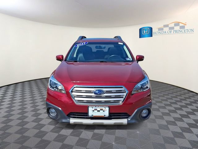 Used 2017 Subaru Outback 3.6R Limited image 2