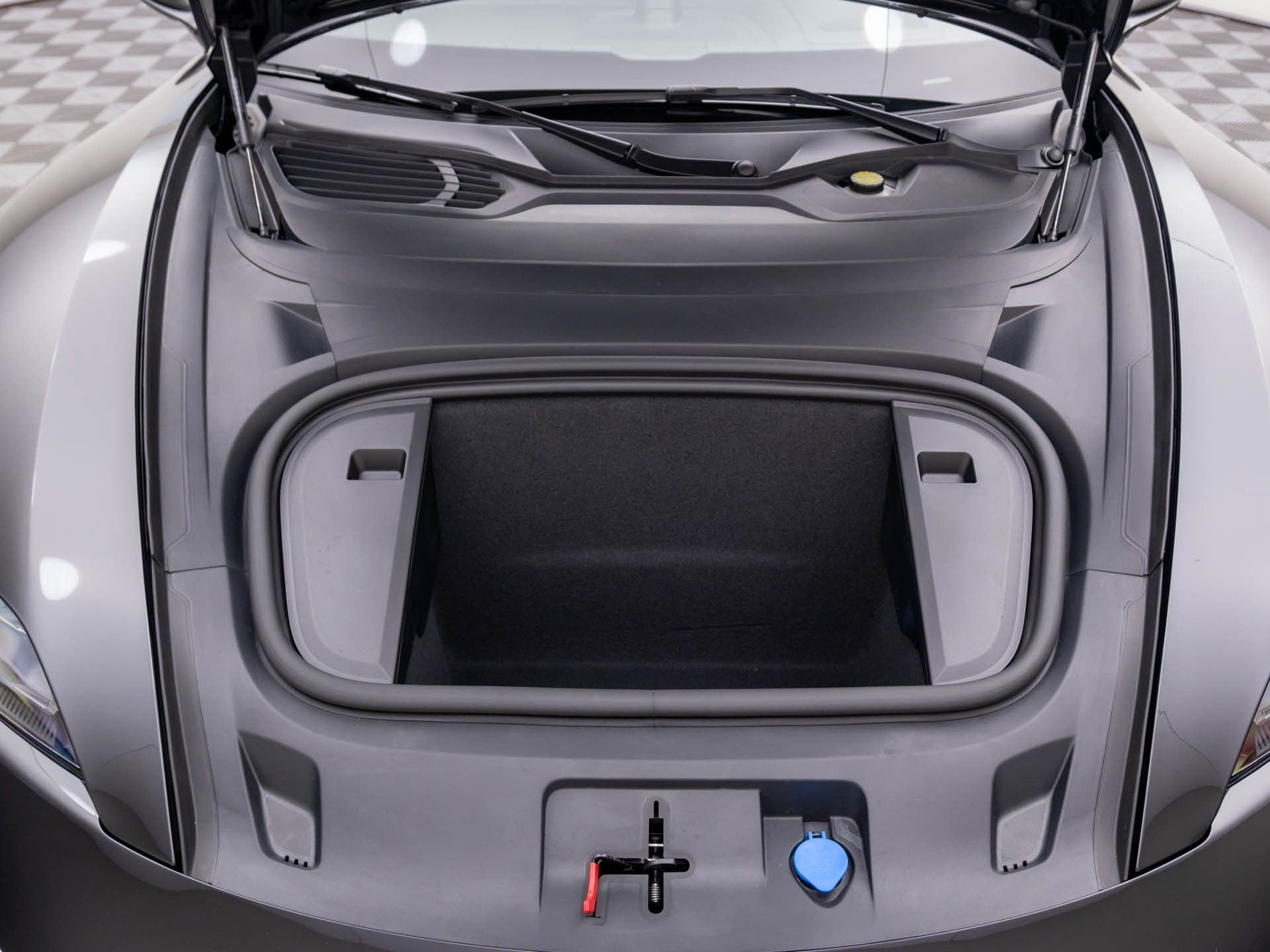 New 2025 Porsche Taycan Turbo S image 31