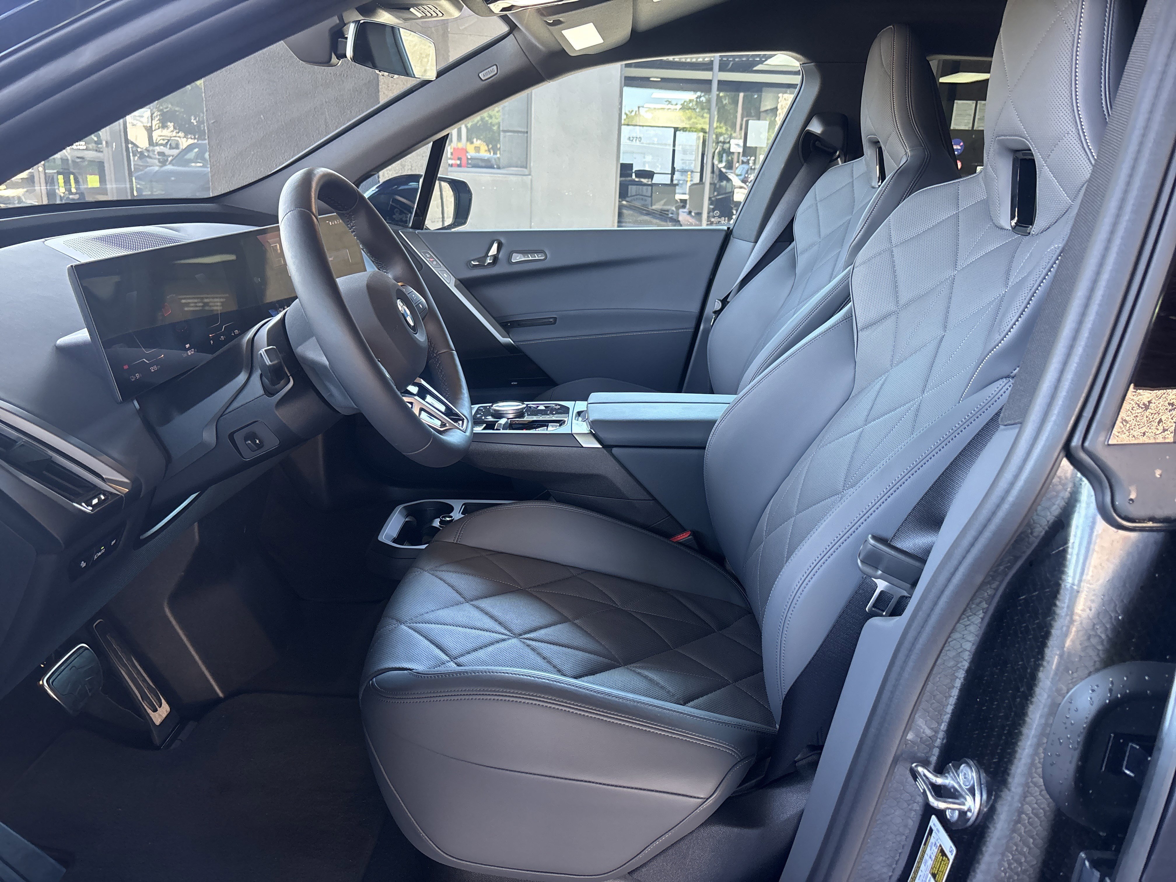 Used 2026 BMW iX xDrive45 w/ M Sport Package AWD/4WD image 16