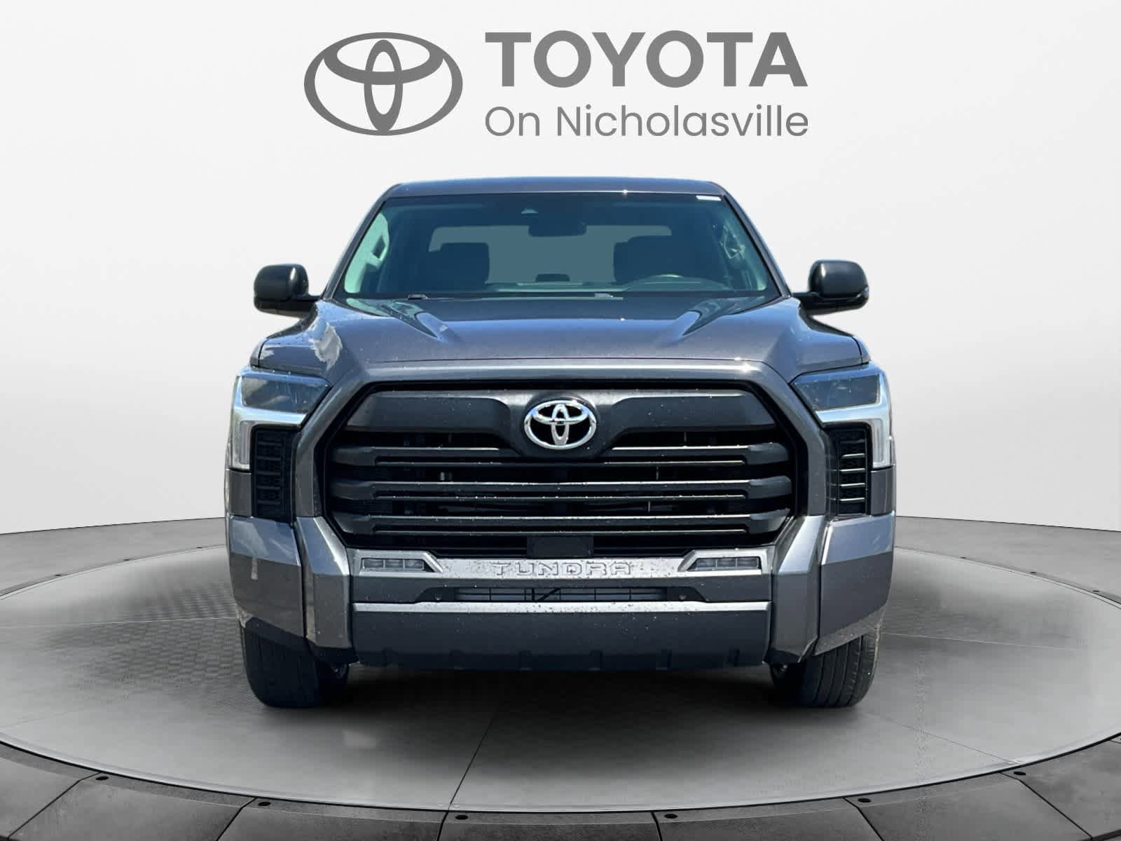Used 2023 Toyota Tundra SR5 w/ SR5 Premium Package RWD image 9