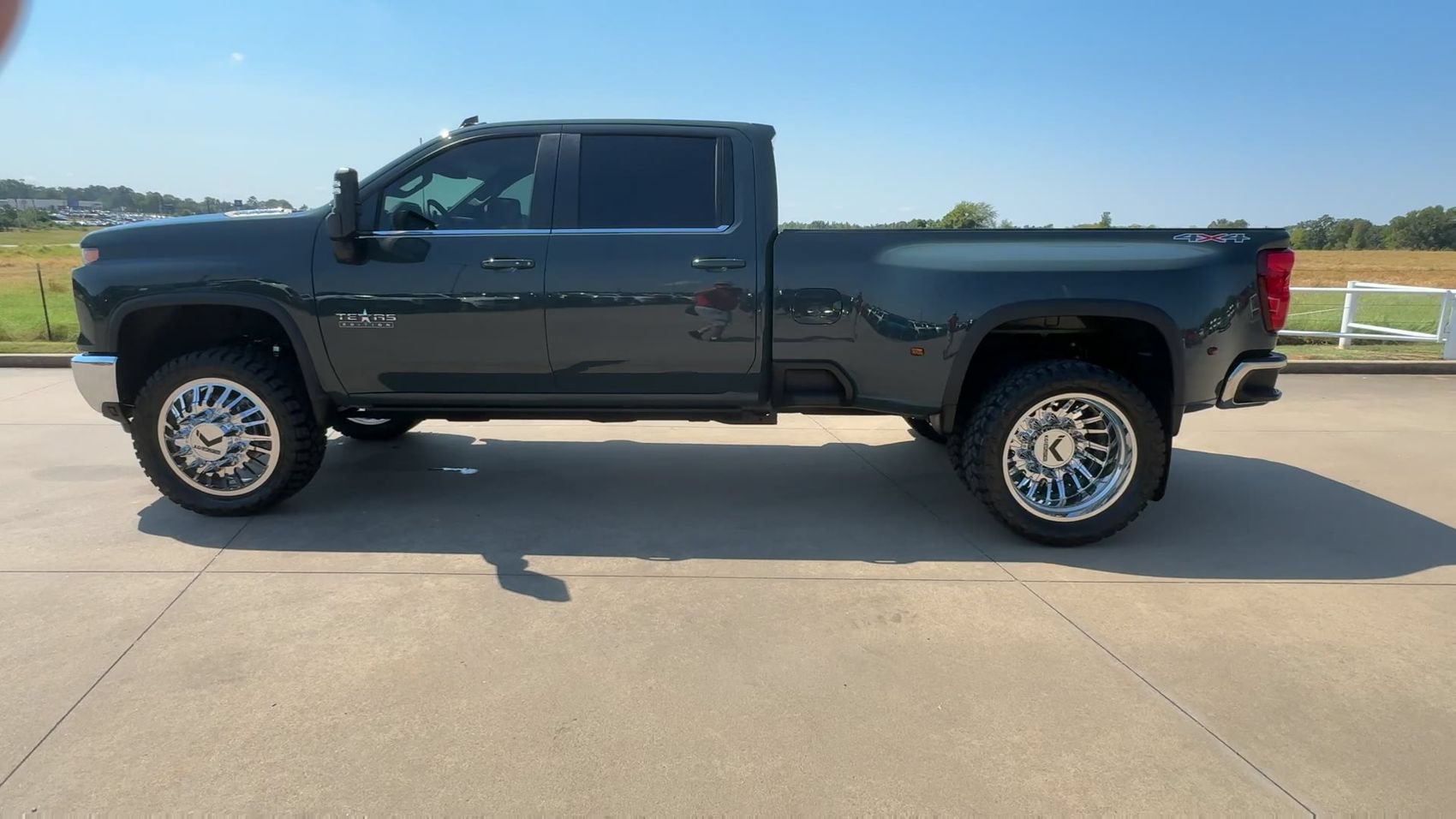 New 2026 Chevrolet Silverado 3500 LT w/ Texas Edition AWD/4WD image 6