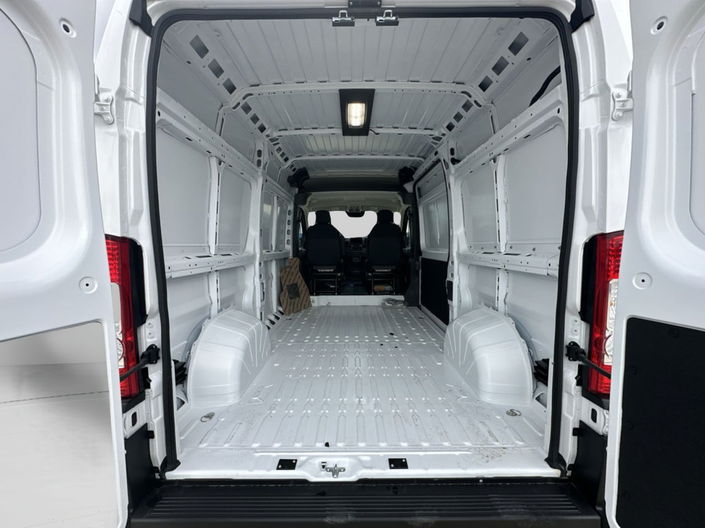 New 2026 RAM ProMaster 1500 w/ Convenience Group FWD image 32