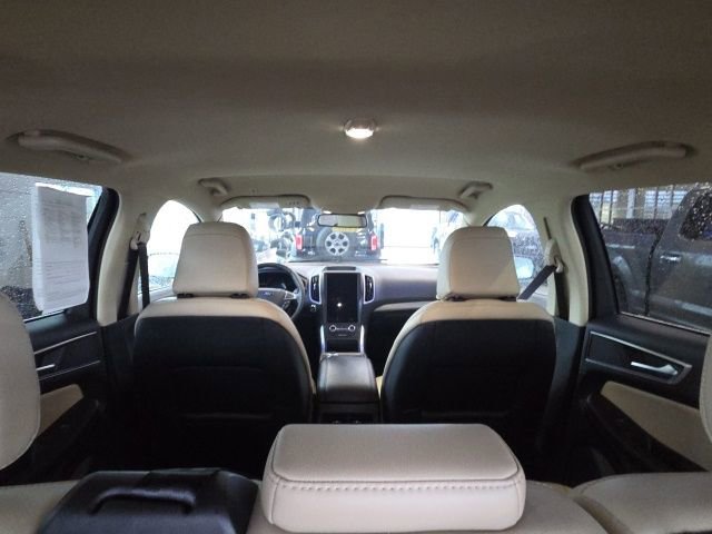 Used 2024 Ford Edge SEL w/ Convenience Package AWD/4WD image 16