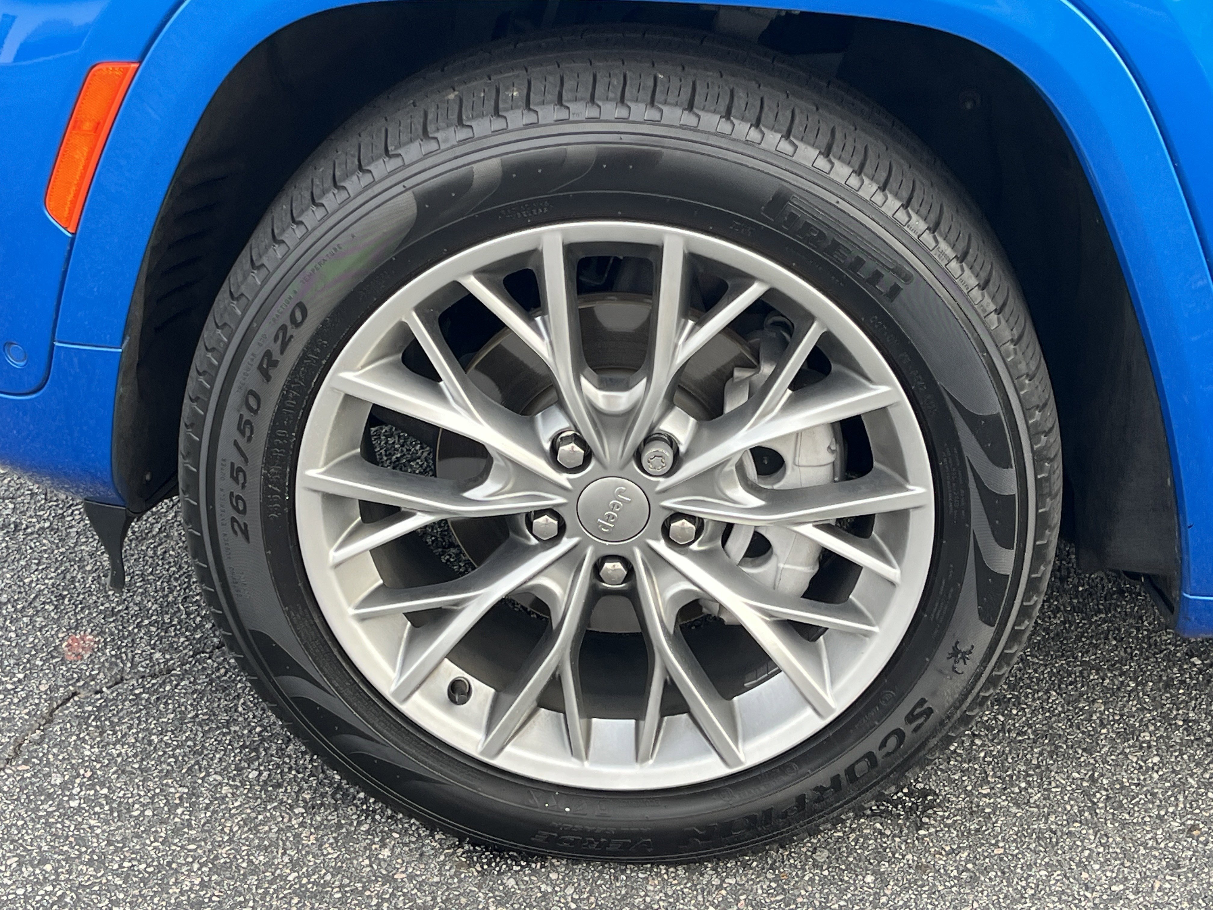 Used 2023 Jeep Grand Cherokee Summit w/ Adv Protech Group IV image 38