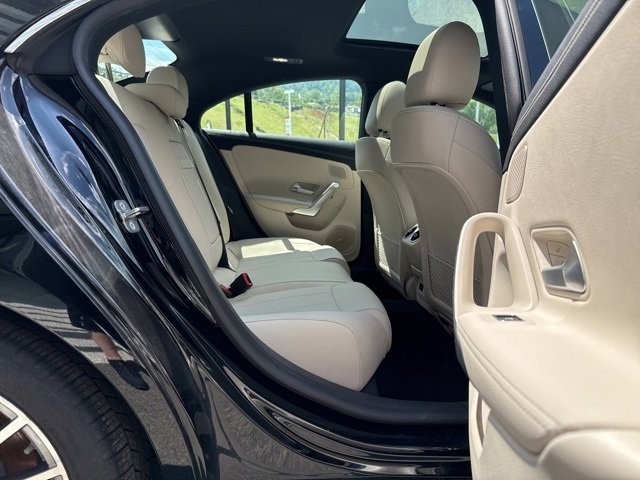 Used 2024 Mercedes-Benz CLA 250 4MATIC image 22