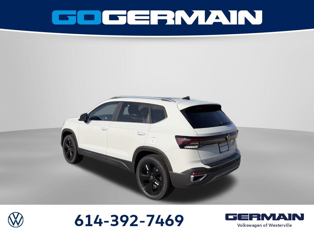 New 2026 Volkswagen Taos SEL image 11