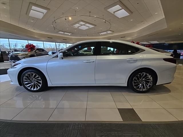 New 2025 Lexus ES 350 w/ Luxury Package image 4