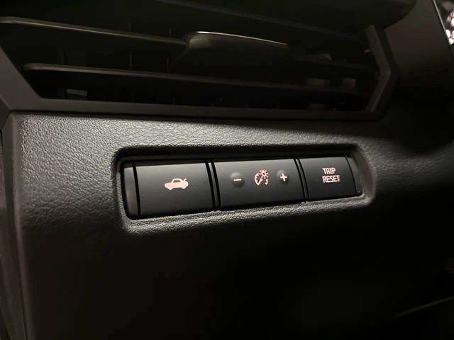 Used 2026 Nissan Altima 2.5 SV AWD/4WD image 29