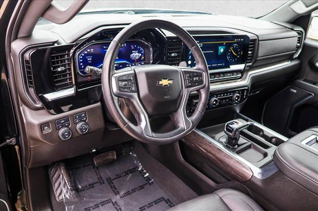 Used 2022 Chevrolet Silverado 1500 LTZ image 10