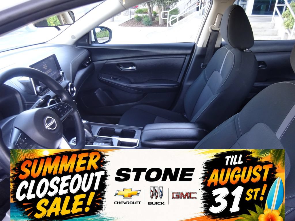 Used 2025 Nissan Sentra SV FWD image 12