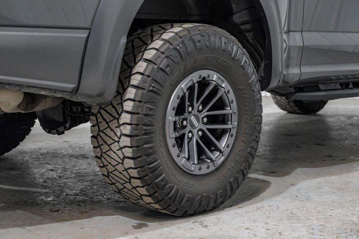 Used 2020 Ford F150 Raptor w/ Equipment Group 802A Luxury image 62