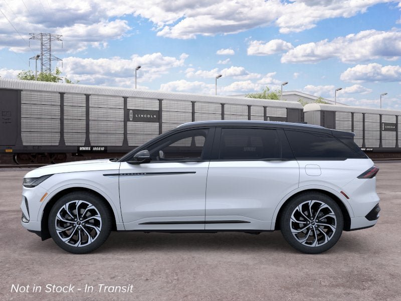 New 2026 Lincoln Nautilus Reserve AWD/4WD image 3