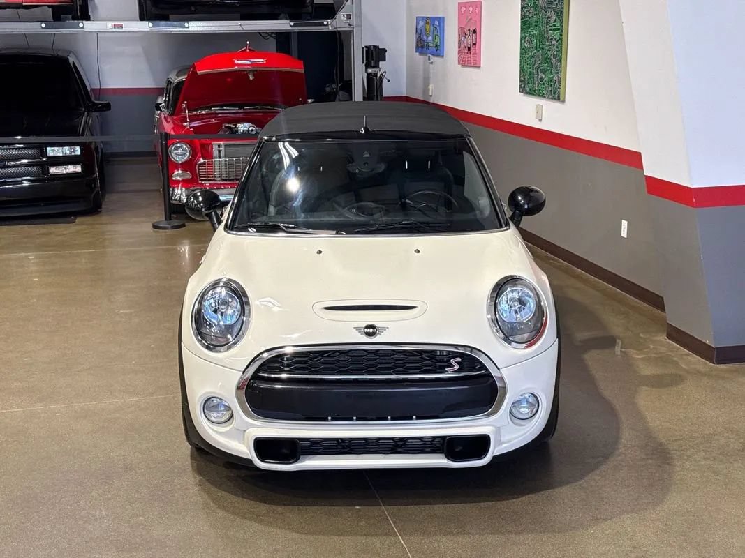 Used 2019 MINI Cooper S w/ Signature Upholstery Package FWD image 21
