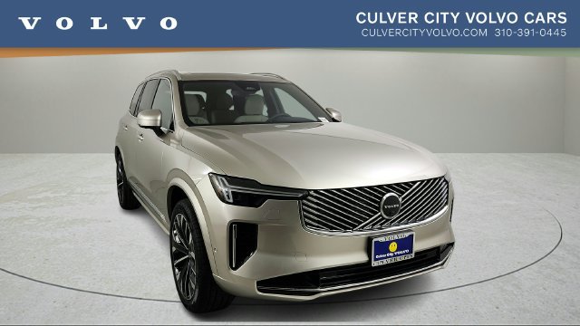 New 2026 Volvo XC90 T8 Plus w/ Protection Package Premier