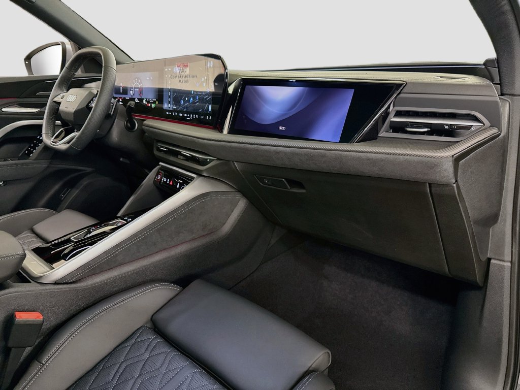 New 2026 Audi SQ5 Prestige AWD/4WD image 14