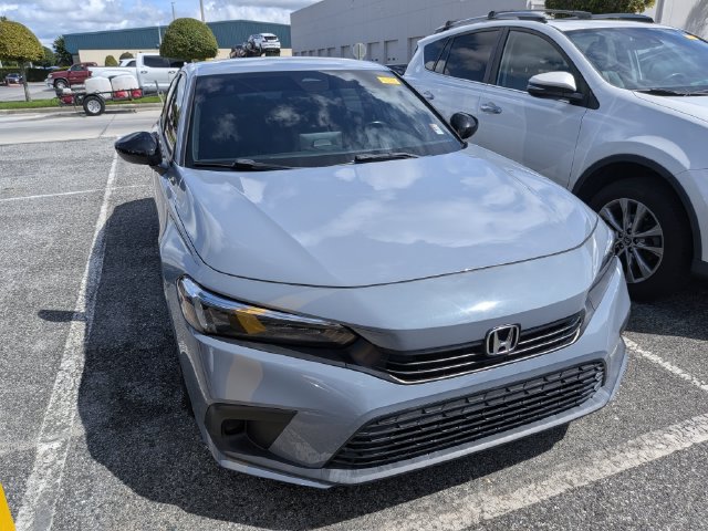 Used 2022 Honda Civic Sport image 1