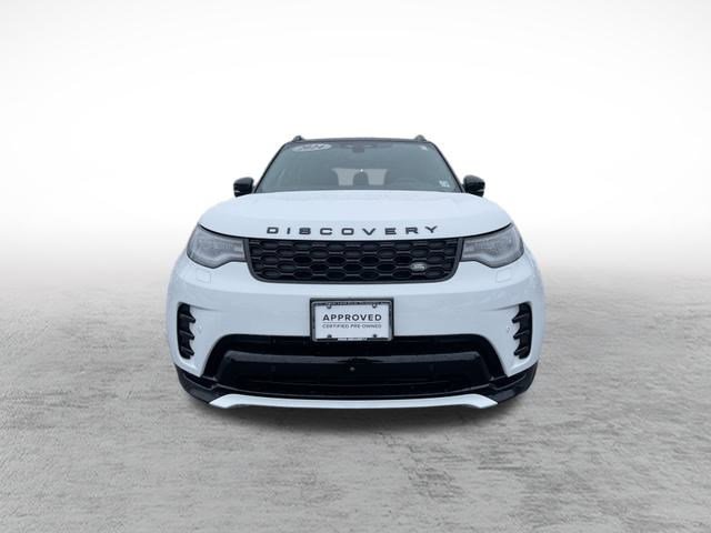 Certified 2024 Land Rover Discovery Dynamic SE image 2