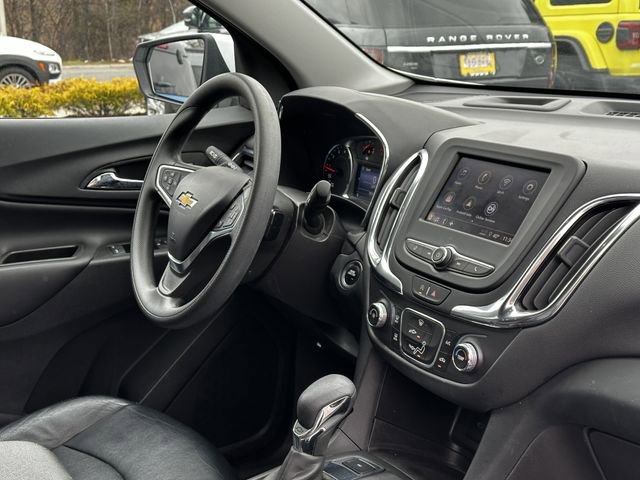 Used 2023 Chevrolet Equinox LT image 32
