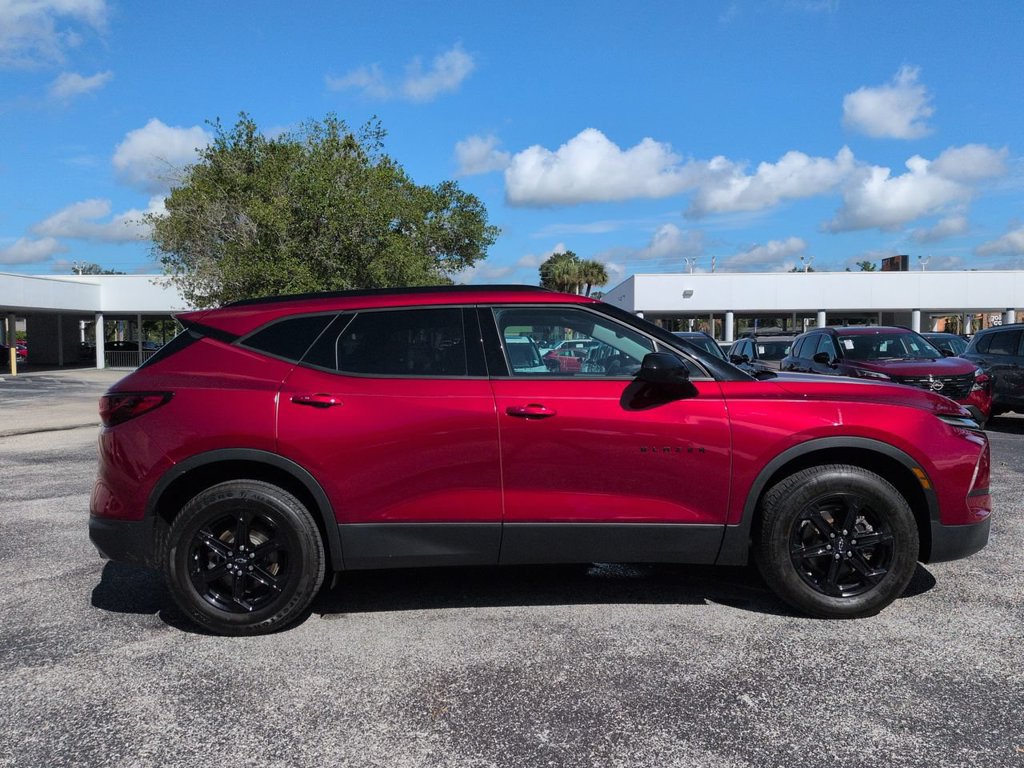 Used 2023 Chevrolet Blazer LT w/ Convenience Package AWD/4WD image 3