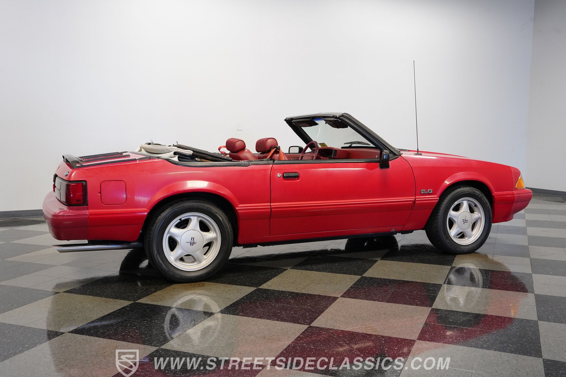 Used 1992 Ford Mustang LX RWD image 14