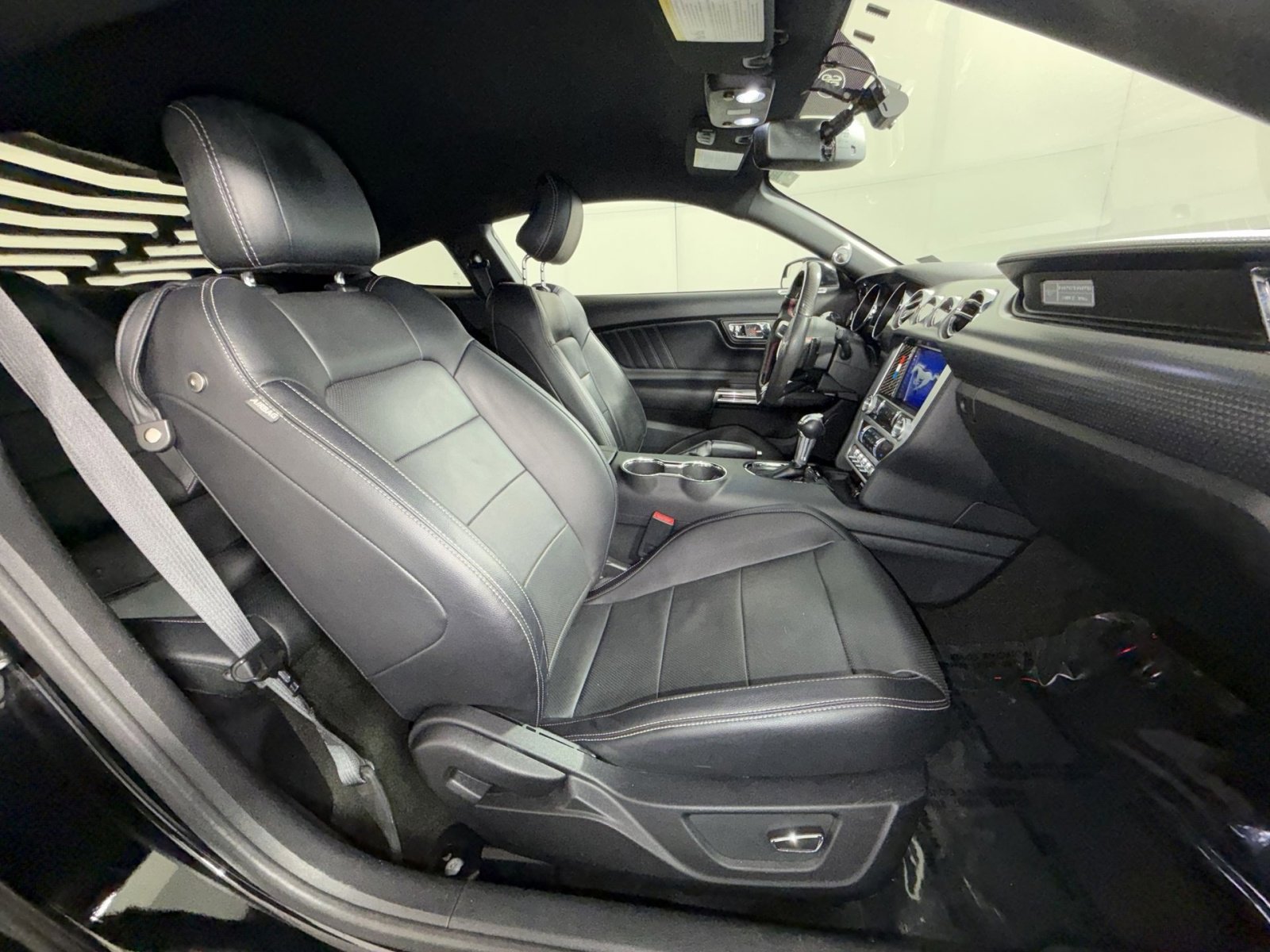 Used 2016 Ford Mustang Premium w/ Ecoboost Performance Package image 25