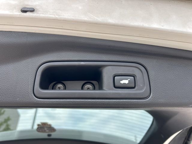 Used 2021 Honda Pilot Touring image 9