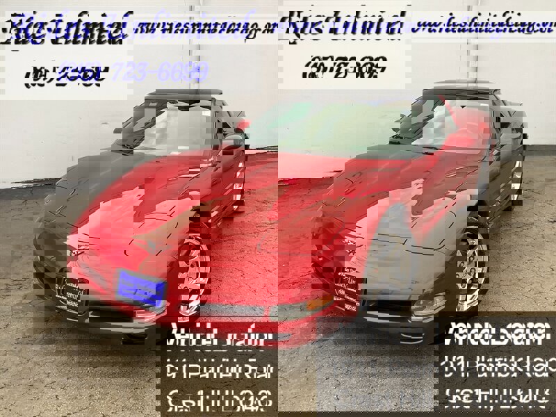 Used 2004 Chevrolet Corvette Coupe w/ Roof Package RWD image 1